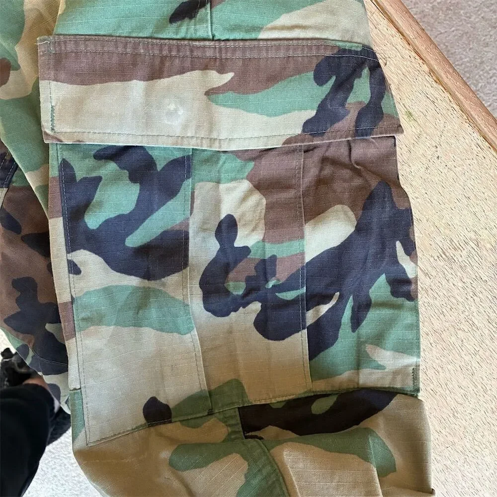 Vintage 90s Men's Camo Military Jacket and Pants Size S Button-Up Short Length